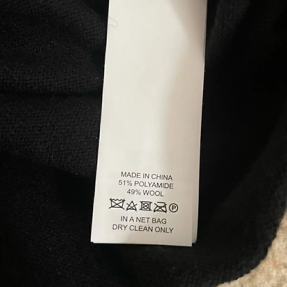 Kate Spade Pearl Button Cardigan Black Size XS - Picture 6 of 7